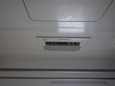兵庫県川西市 浴室乾燥機取替工事 161-N060サムネイル