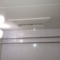 大阪府豊中市 浴室乾燥機取替工事 BDV-4104AUKNC-J3-BLサムネイル