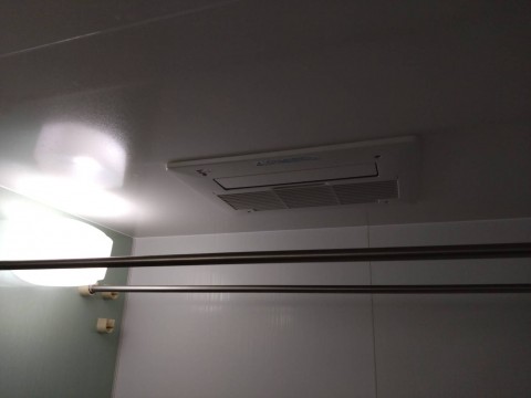 大阪府大阪市　浴室暖房乾燥機取替工事　161N361サムネイル
